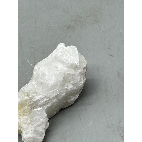 Raw White Quartz Crystal Gemstone Specimen For Collectors & Jewelry Making READ - Picture 2 of 7